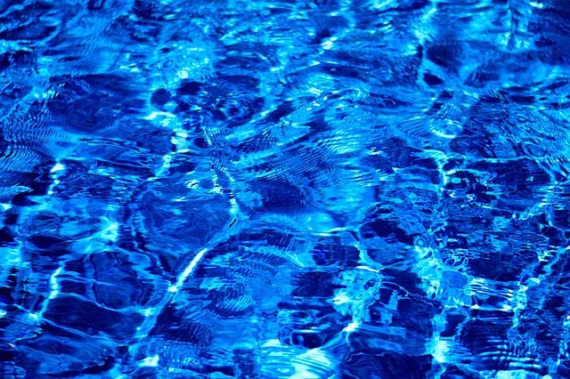 Dokonale průzračná voda ve Vašem bazénu